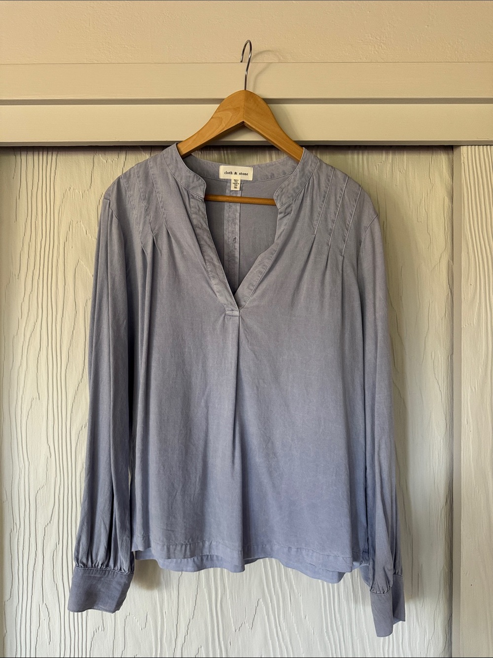 Cloth & Stone Lavender Split-Neck Long-Sleeve Blouse